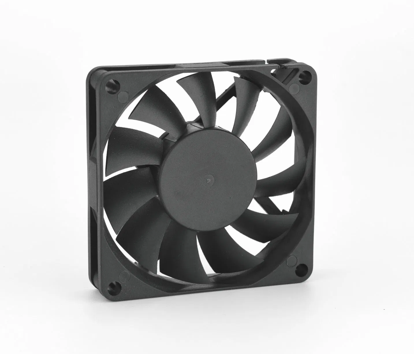 7015 12V 24V manchon roulement à billes à faible bruit 0,3a 70mm refroidisseur de processeur ventilateur Axial